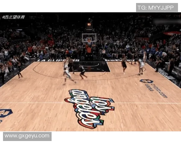 南京网球队防守策略揭秘:深度解析网球比赛中的防守艺术与技巧 南京网球队防守策略揭秘:深度解析网球比赛中的防守艺术与技巧