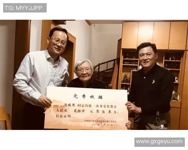 杨强专访:从青涩少年到足球传奇的心路历程回顾 杨强专访:从青涩少年到足球传奇的心路历程回顾